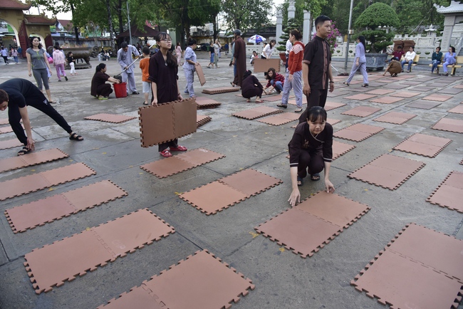 Mừng khánh đản Bồ-tát Quán Thế Âm