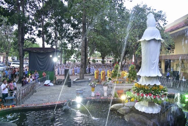 Mừng khánh đản Bồ-tát Quán Thế Âm