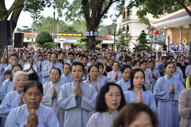 Mừng khánh đản Bồ-tát Quán Thế Âm