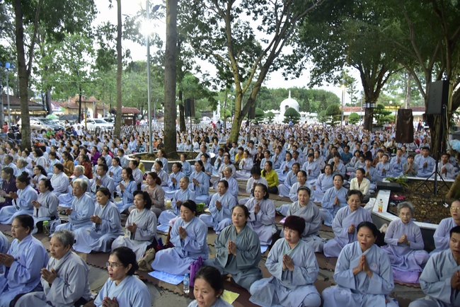Mừng khánh đản Bồ-tát Quán Thế Âm
