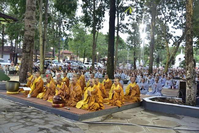Mừng khánh đản Bồ-tát Quán Thế Âm