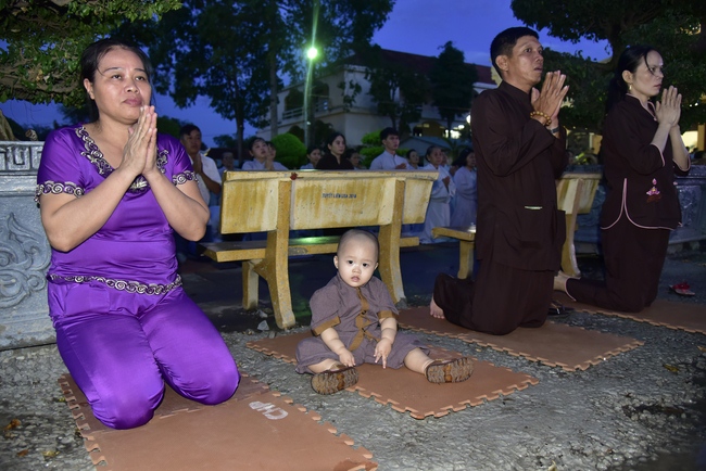 Mừng khánh đản Bồ-tát Quán Thế Âm