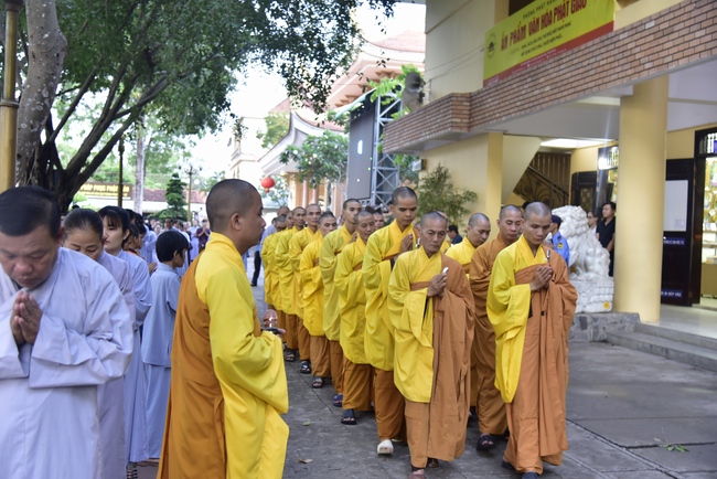 Mừng khánh đản Bồ-tát Quán Thế Âm