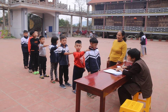 Playground Vietnamese Lotus Nursery in March, the year of the Pig.