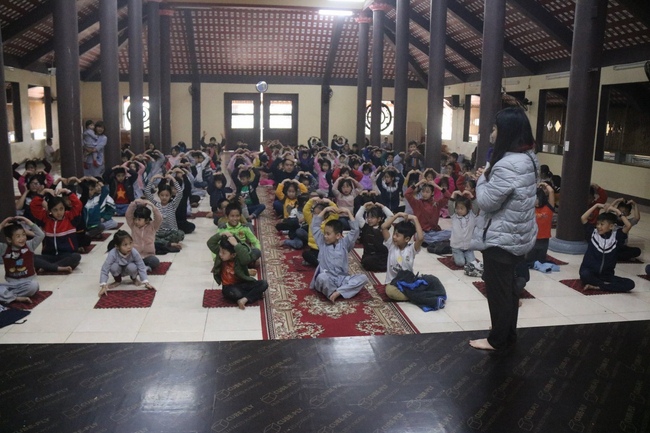 Playground Vietnamese Lotus Nursery in March, the year of the Pig.