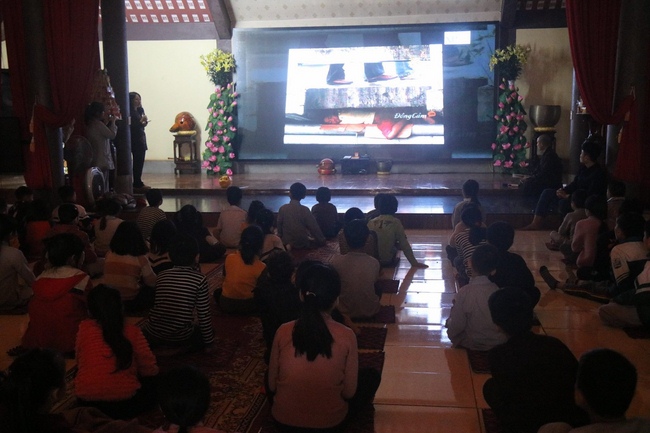 Playground Vietnamese Lotus Nursery in March, the year of the Pig.