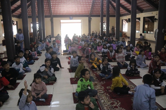 Playground Vietnamese Lotus Nursery in March, the year of the Pig.