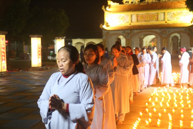 Khóa tu một ngày chùa Đống Cao – Thanh Hóa