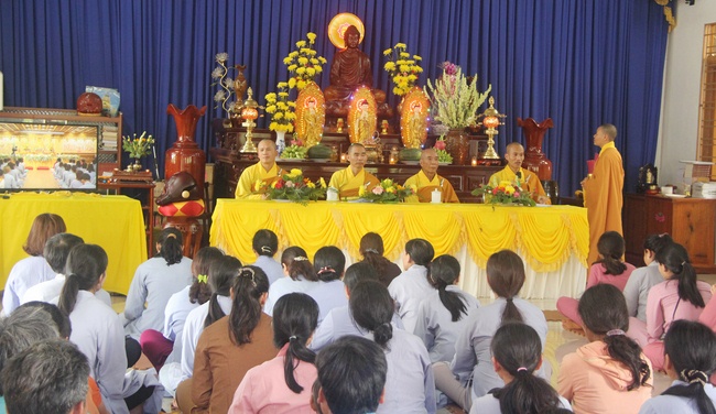 The ceremony of taking refuge at Dang Phap Pagoda- Binh Phuoc Province