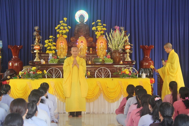 The ceremony of taking refuge at Dang Phap Pagoda- Binh Phuoc Province