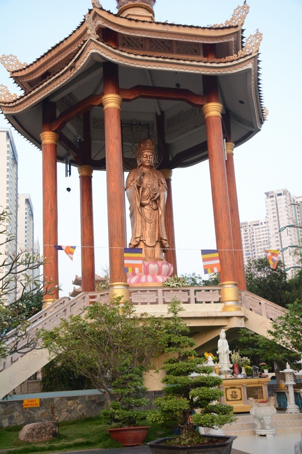 Dâng hương tưởng niệm 65 năm Tổ sư Minh Đăng Quang vắng bóng