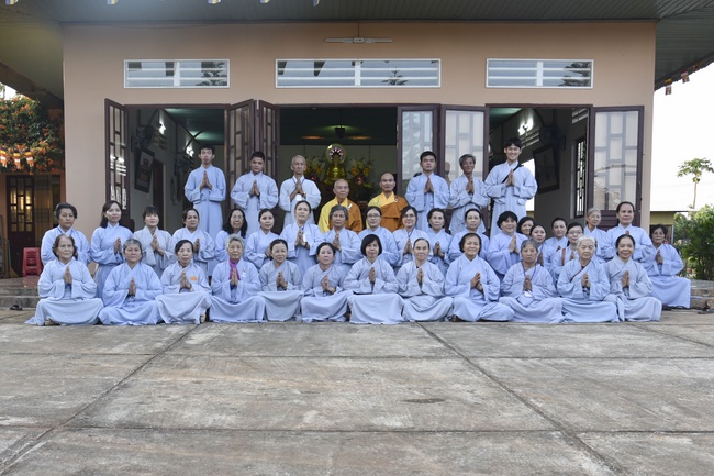 Offering nine branches of Hoang Phap Pagoda