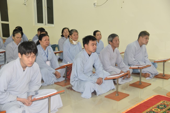 Offering nine branches of Hoang Phap Pagoda