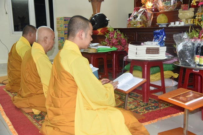 Offering nine branches of Hoang Phap Pagoda
