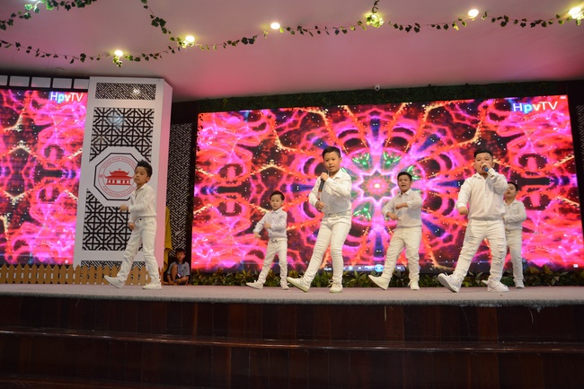 The Kid’s Playground