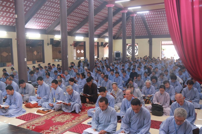 The retreat A comfortable day at Hoa Phuc Pagoda