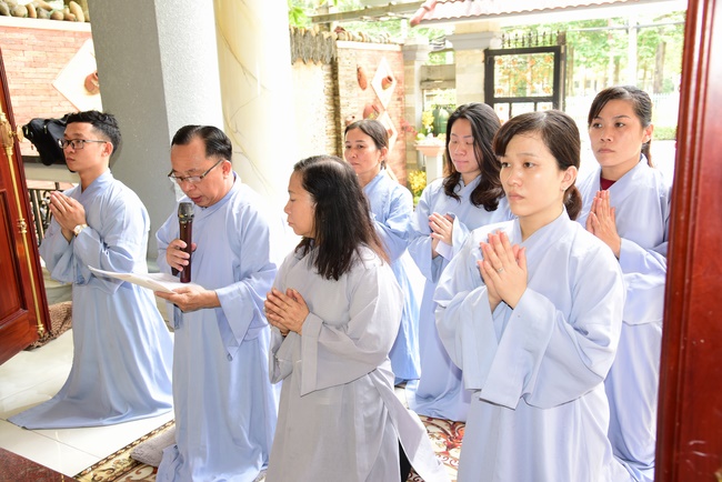 Praying for rebirth in Long An, Binh Duong and freeing creatures in Binh Thanh.
