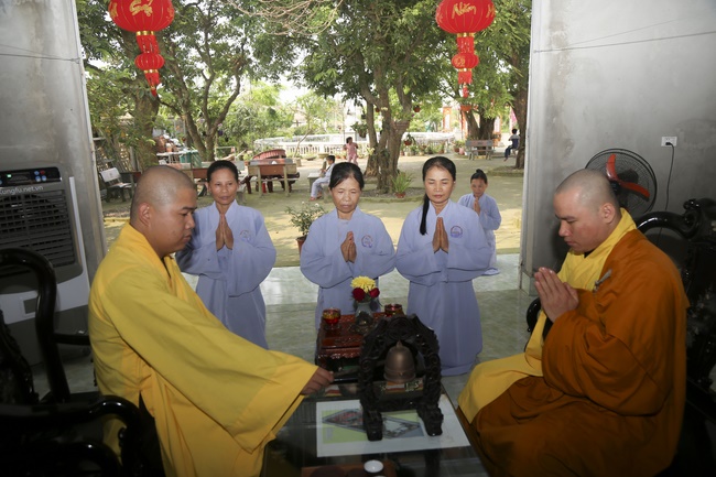 Tu một ngày chùa Đống Cao, Thanh Hóa
