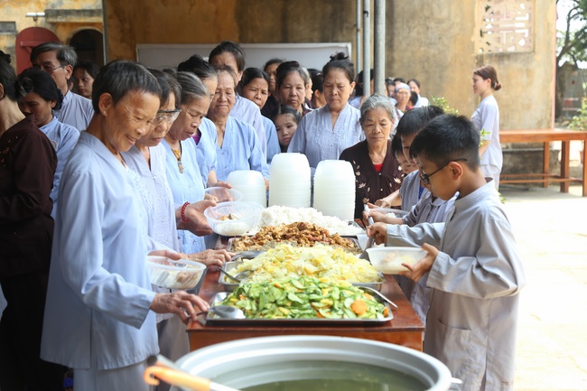 Tu một ngày chùa Đống Cao, Thanh Hóa