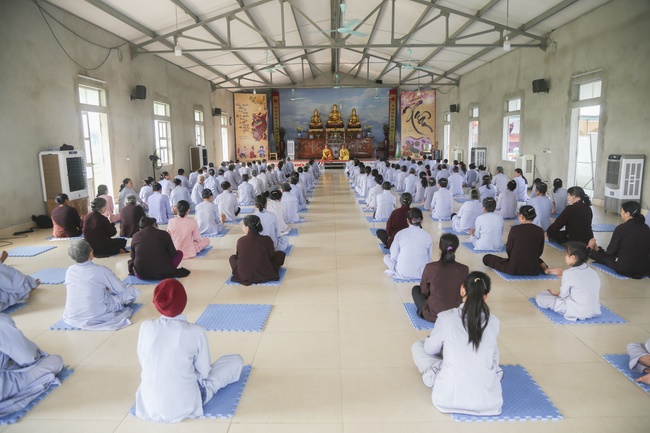 Tu một ngày chùa Đống Cao, Thanh Hóa