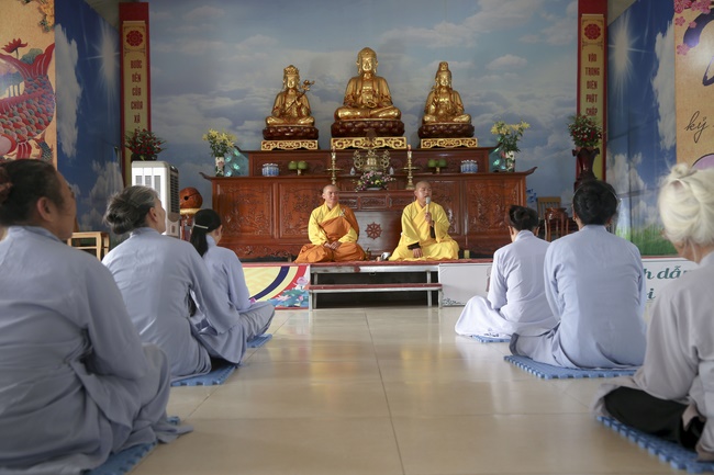 Tu một ngày chùa Đống Cao, Thanh Hóa