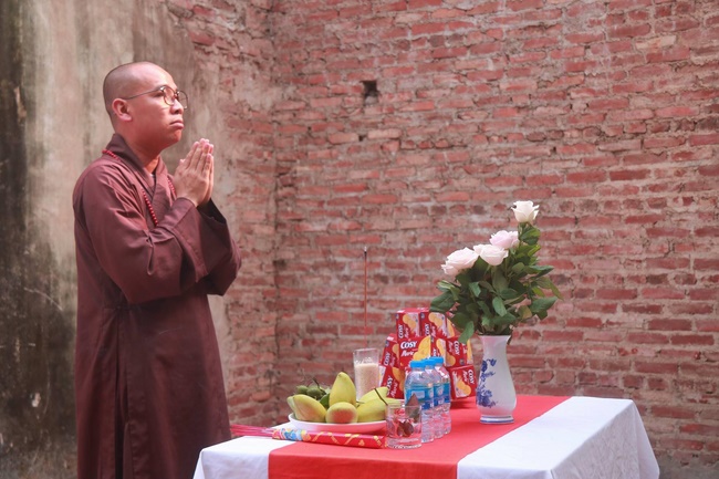 The ceremony groundbreaking to build charity houses in Ngoc Liep commune.