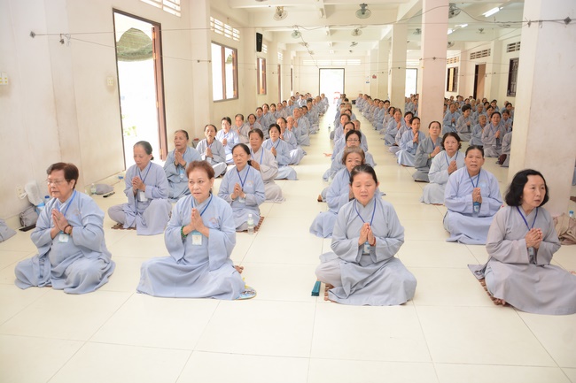 Dharma Talk “The Four Matters Cause Our Suffering” – 91st Seven-Day Retreat