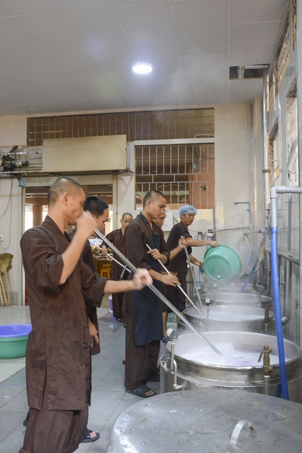 Dharma Talk “The Four Matters Cause Our Suffering” – 91st Seven-Day Retreat