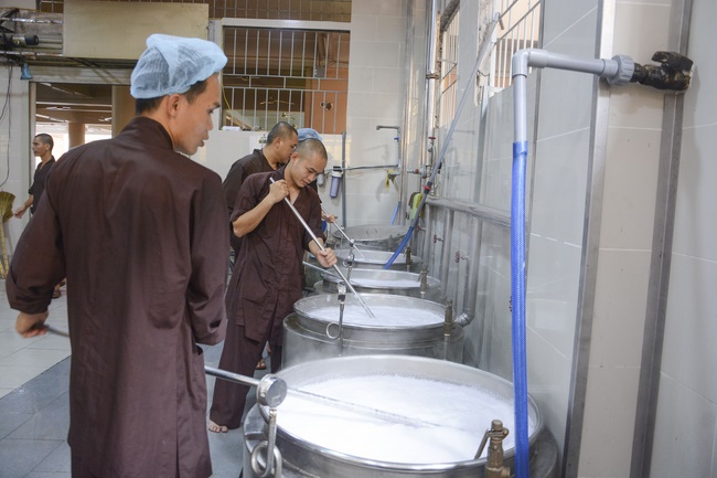 Dharma Talk “The Four Matters Cause Our Suffering” – 91st Seven-Day Retreat