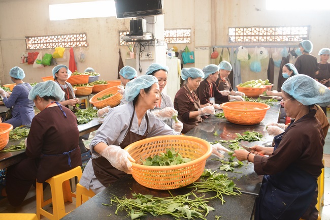 Dharma Talk “The Four Matters Cause Our Suffering” – 91st Seven-Day Retreat