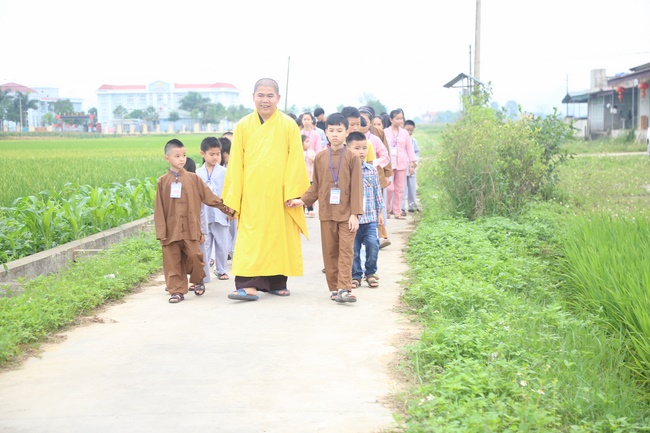 Chùa Đống Cao tổ chức khóa tu “Ươm Mầm Hoa Sen” – lần 2