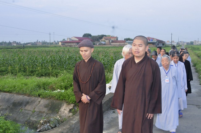 The 7th retreat of “Study of the Buddha's Practice at Dong Cao pagoda in Thanh Hoa.