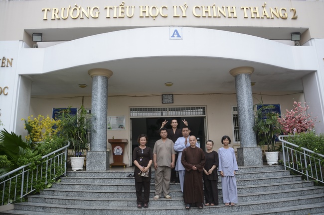 Giving gifts to primary schools