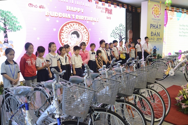 Khóa tu thiếu nhi “Em Về Bên Phật”