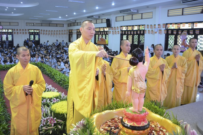 Khóa tu thiếu nhi “Em Về Bên Phật”