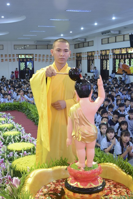 Khóa tu thiếu nhi “Em Về Bên Phật”