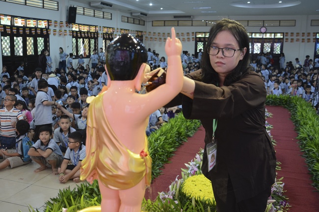 Khóa tu thiếu nhi “Em Về Bên Phật”