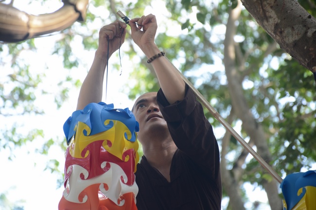 Công tác chuẩn bị trang trí Phật đản Vesak 2019 (phần 1)