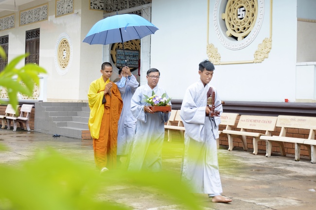 Thuyết giảng tại chùa Hội Đức