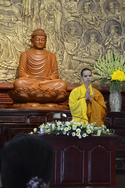 Thuyết giảng tại chùa Hội Đức