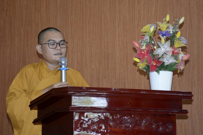 Thuyết giảng tại chùa Hội Đức