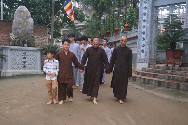 The Retreat The happiness of participants on the Buddha's Birthday