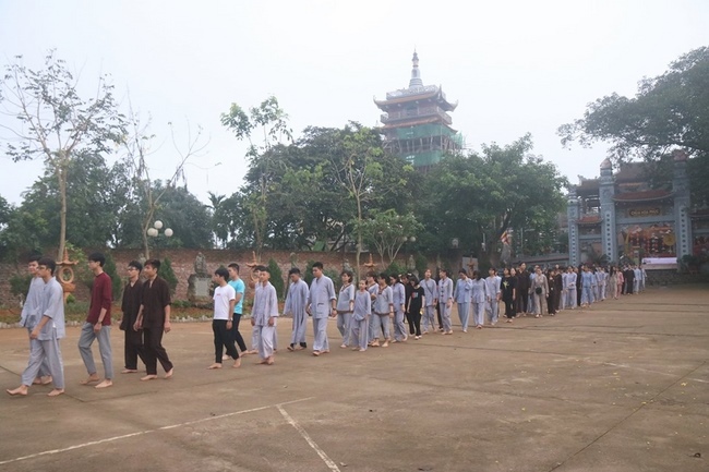 The Retreat The happiness of participants on the Buddha's Birthday
