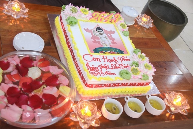 The Retreat The happiness of participants on the Buddha's Birthday