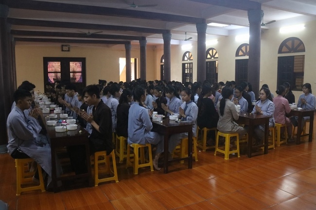 The Retreat The happiness of participants on the Buddha's Birthday