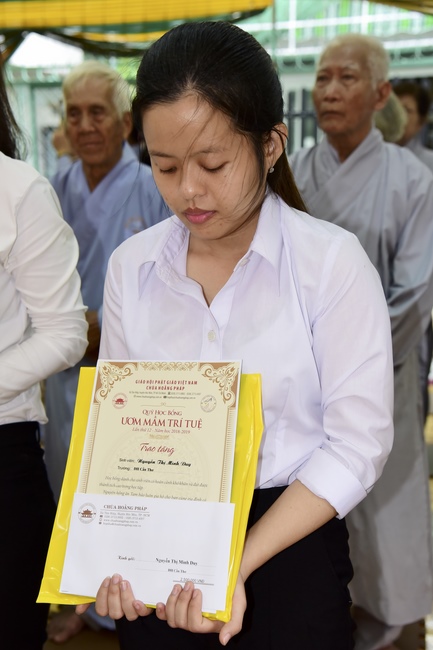 Tu niệm Phật một ngày Cần Thơ