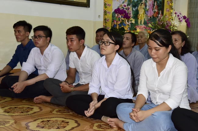 Tu niệm Phật một ngày Cần Thơ