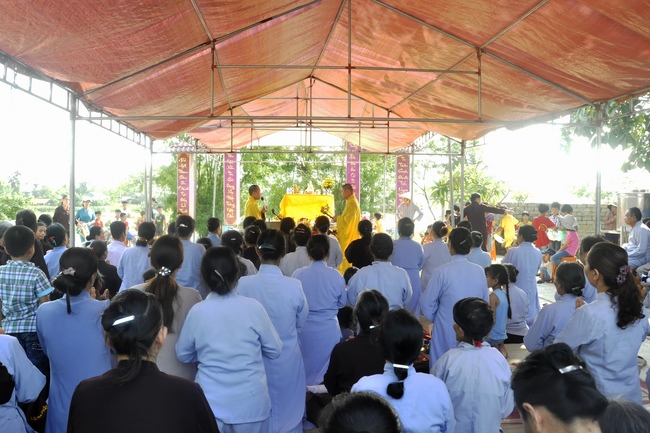 Đại lễ Phật đản chùa Càn Môn