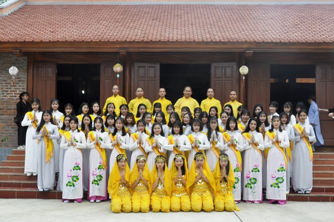 Đại lễ Phật đản chùa Càn Môn