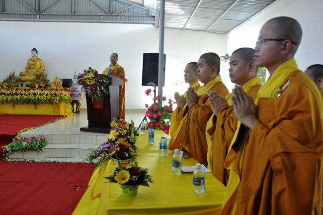 Đại lễ Phật đản chùa Càn Môn